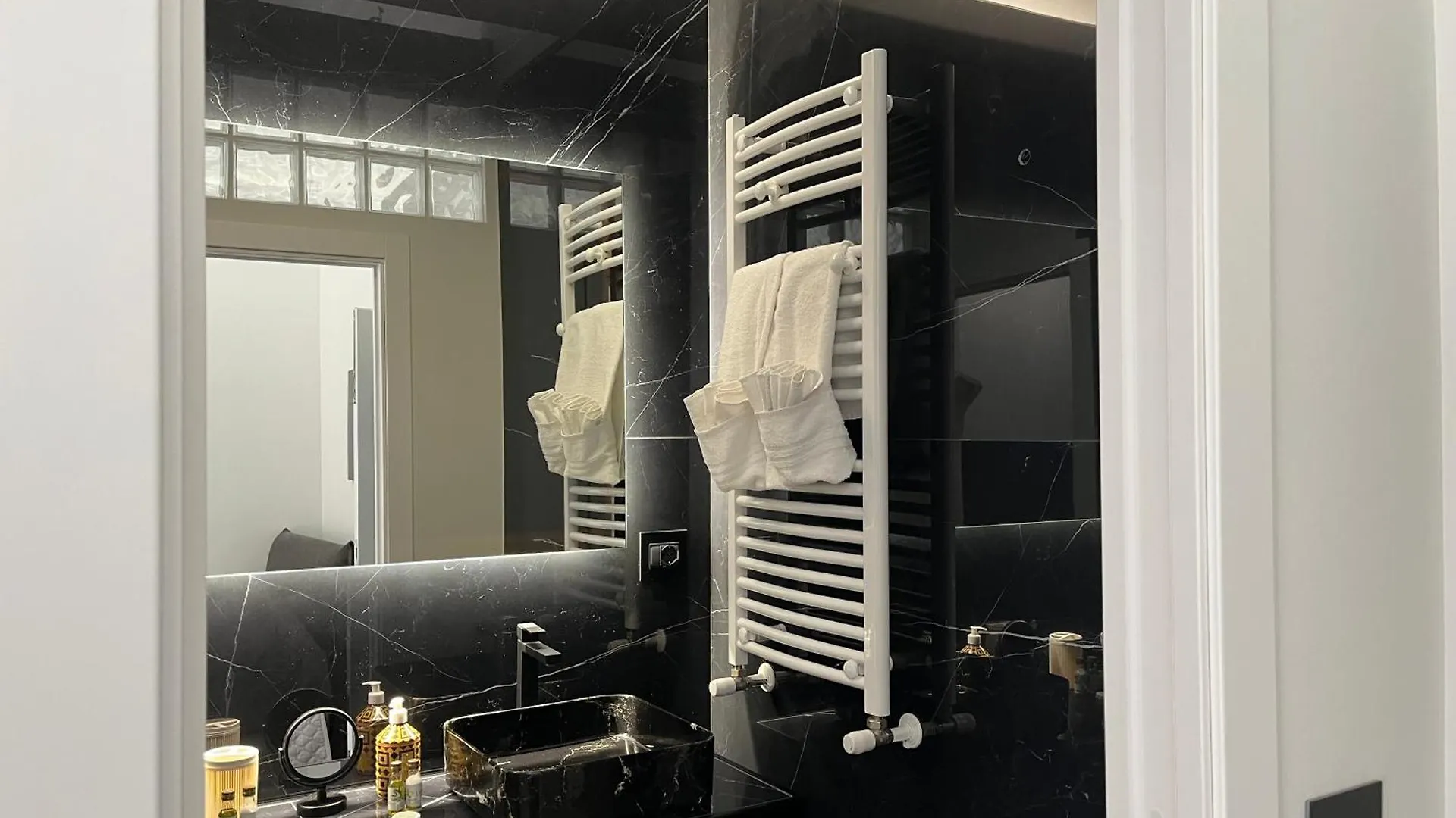 La Dimora Di Donna Claudia Hotel Palermo Guest house